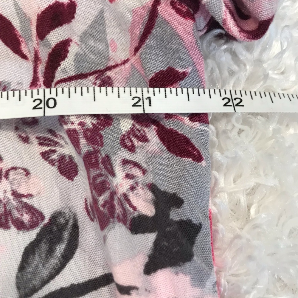 Allison Daley Medium Floral Button-Up Blouse - Pink and Gray - Picture 6 of 12